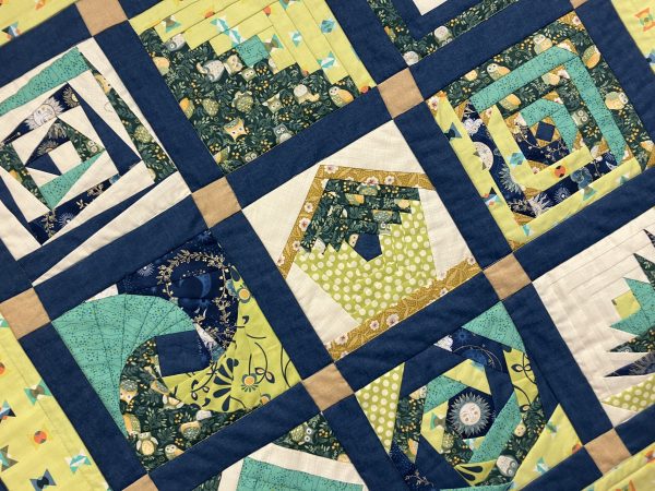 Patchwork Mornings with Helen - 6 months From July  Paper Foundation Piecing.   Full add your name to the waiting list.